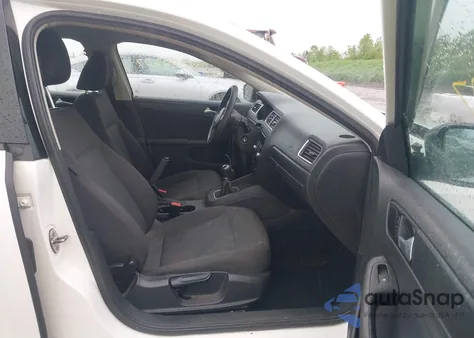 2014 Volkswagen Jetta 2.0L S z USA, uszkodzony, nr VIN 3VW1K7AJ3EM377289